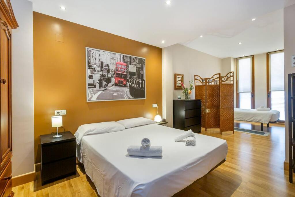 Marieta Apartment By The Castle With Ac Alicante Luaran gambar