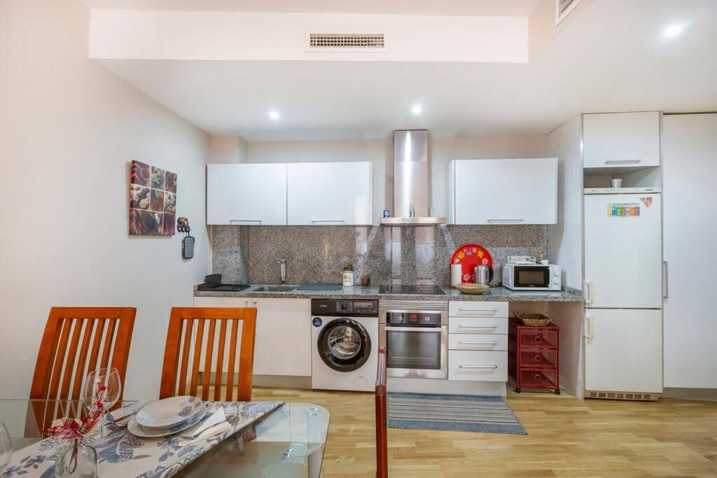 Marieta Apartment By The Castle With Ac Alicante Luaran gambar